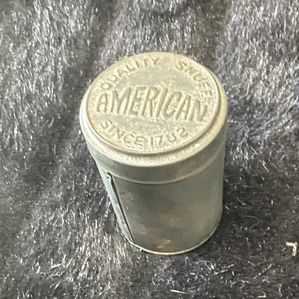 Vintage American snuff Metal Holder